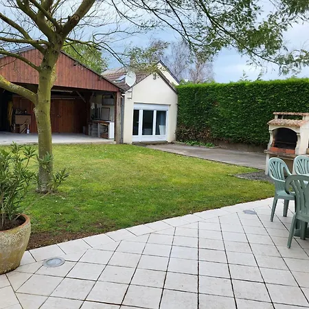 Maison De Bord De *